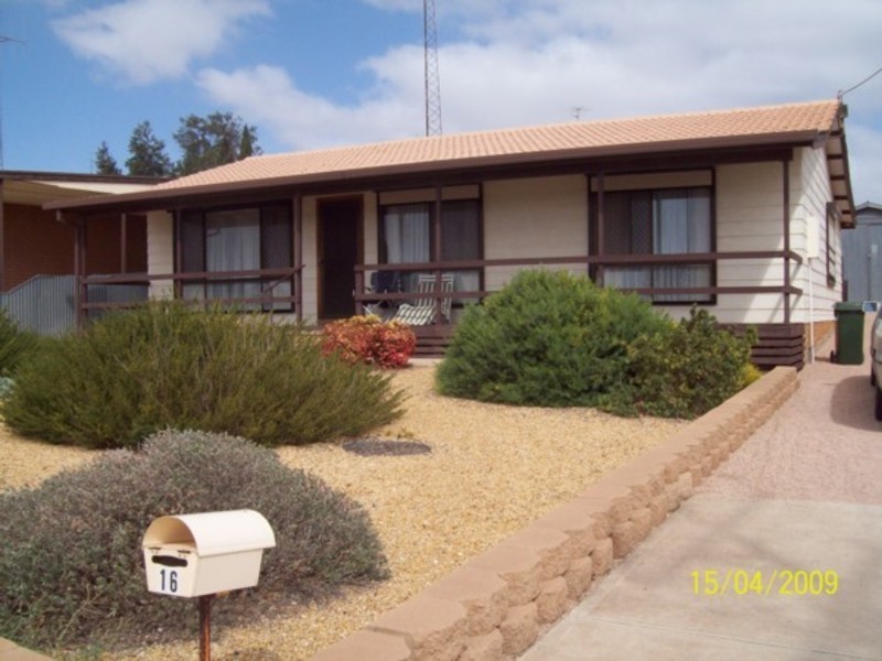 16 Narangga Terrace, Moonta Bay SA 5558