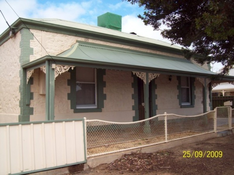 15 Stirling Street, Wallaroo SA 5556
