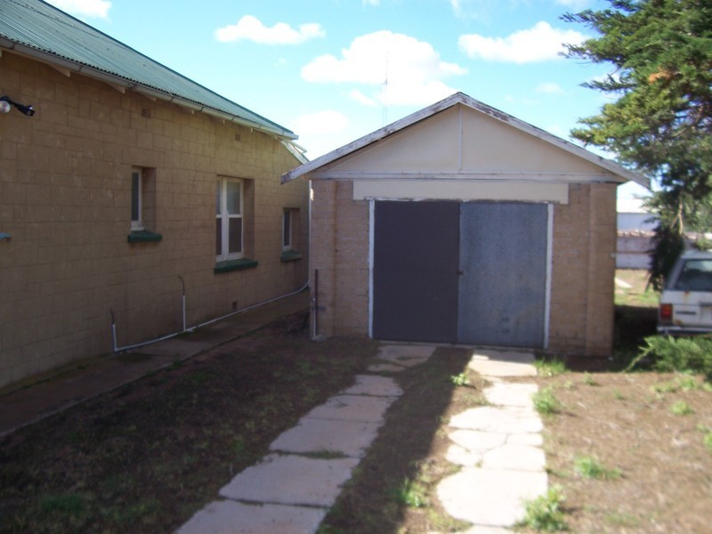 12 Santo Terrace, Wallaroo SA 5556