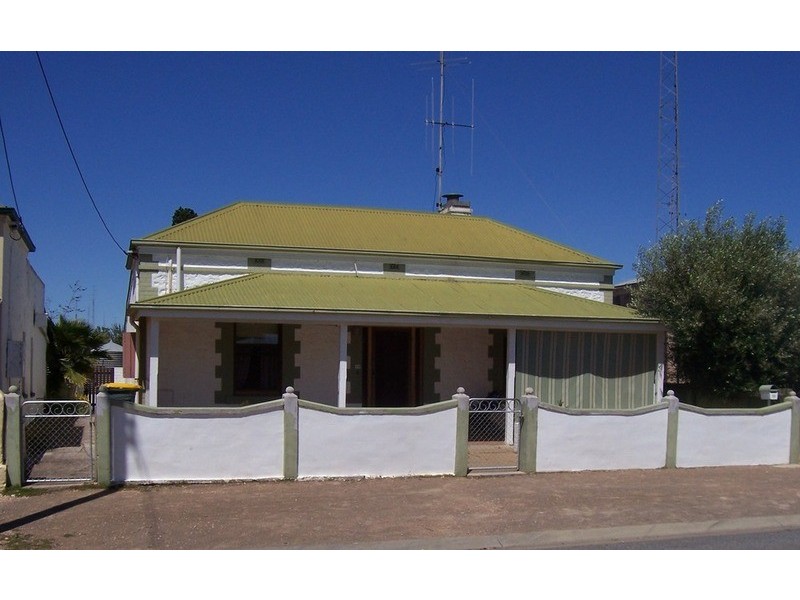 11 Stirling Street, Wallaroo SA 5556