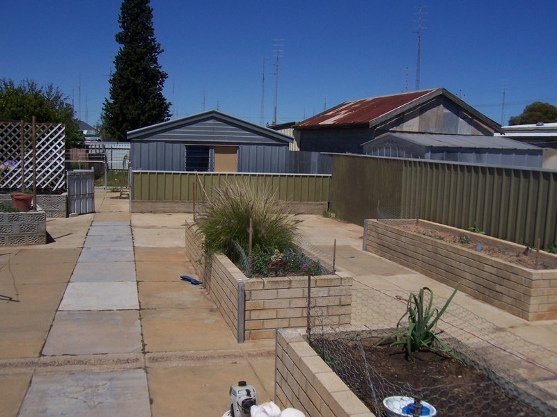 11 Stirling Street, Wallaroo SA 5556