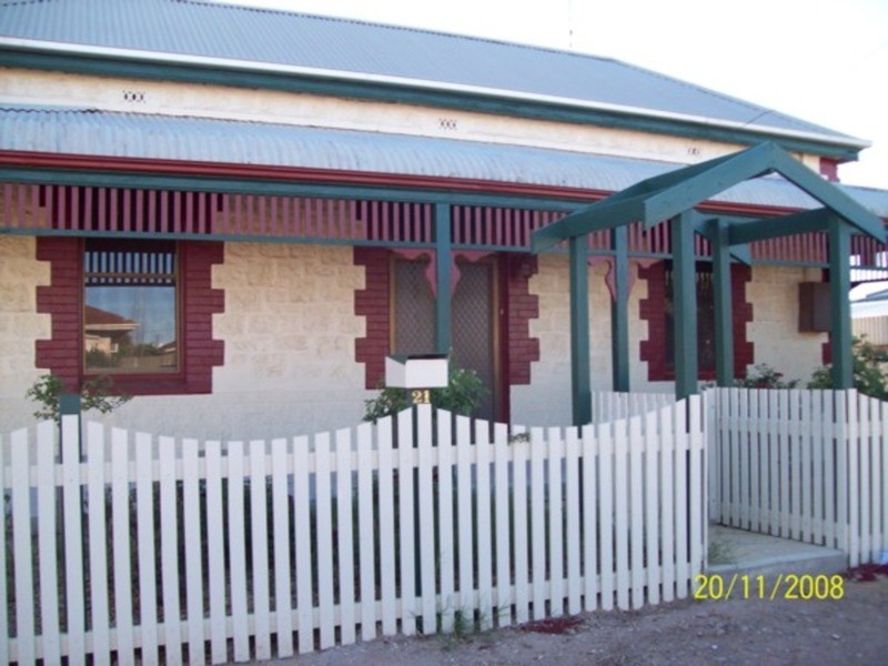 21 Waring Street, Kadina SA 5554