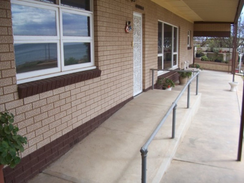 20 Carleton Crescent, Wallaroo SA 5556