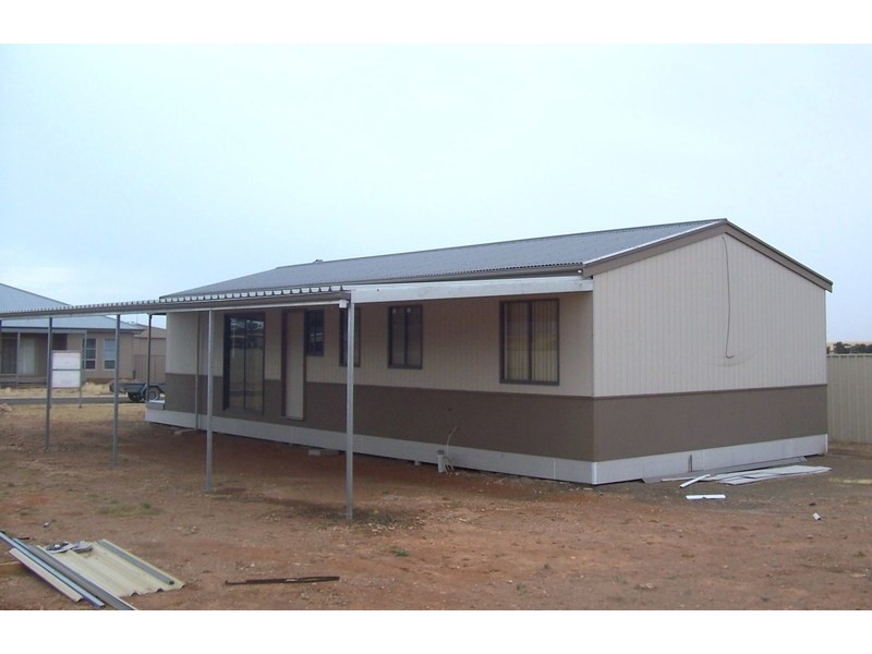 8 Brokenshire Terrace, Moonta Bay SA 5558