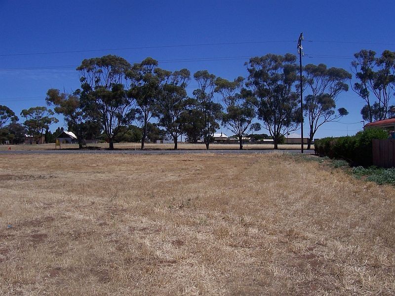 Allot/78 & 83 Railway Terrace, Paskeville SA 5552