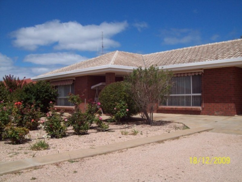 7 Highview Grove, Moonta Bay SA 5558