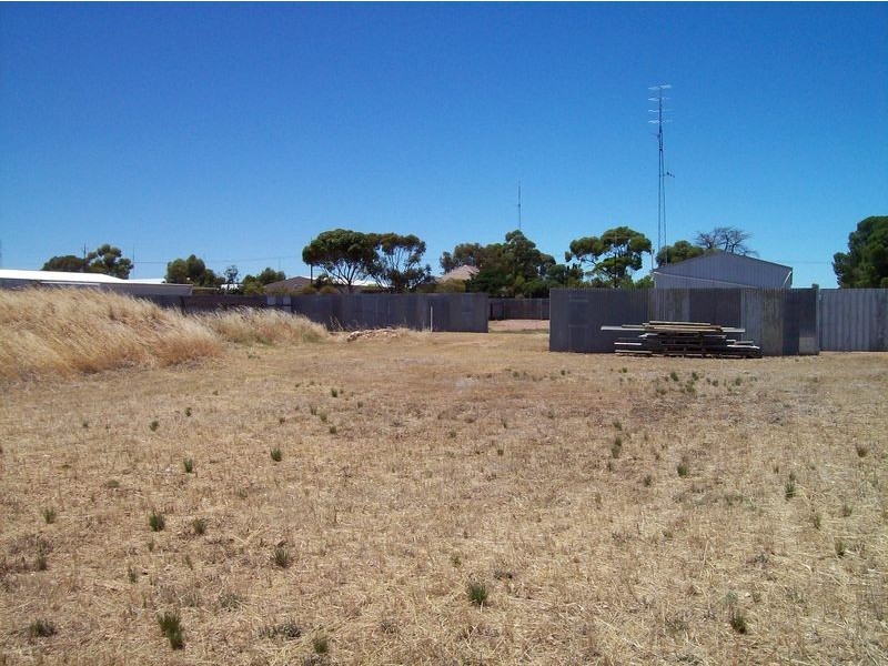 43 Crutchett Road, North Moonta SA 5558