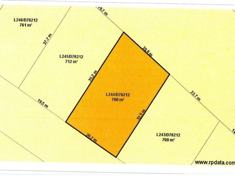 244 Gill Street, Moonta Bay SA 5558