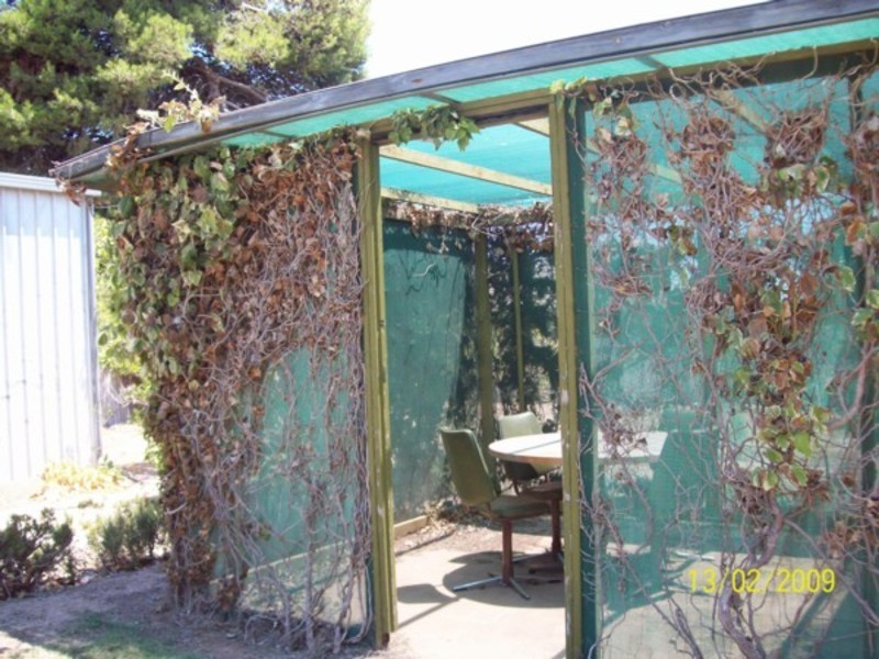 3 Stuckey Street, Moonta Bay SA 5558