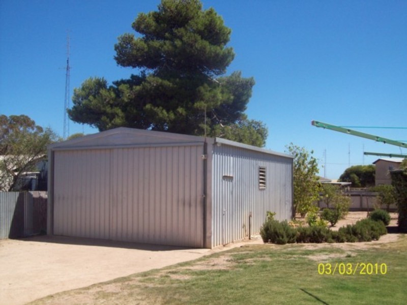 3 Stuckey Street, Moonta Bay SA 5558