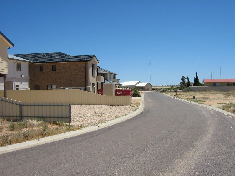 12 Rose Avenue, North Beach SA 5556
