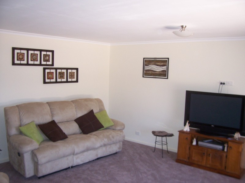 18 Cornish Terrace, Wallaroo SA 5556