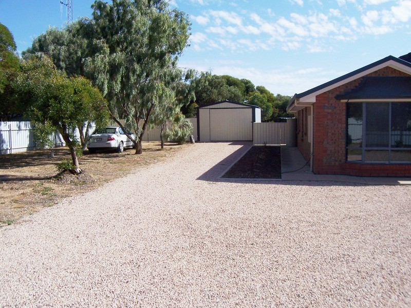 18 Cornish Terrace, Wallaroo SA 5556