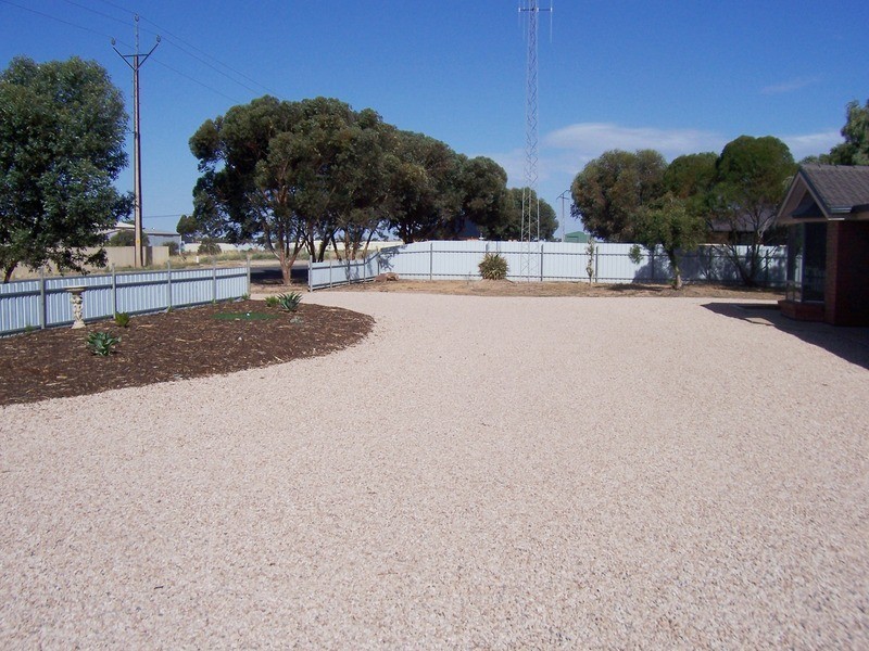 18 Cornish Terrace, Wallaroo SA 5556