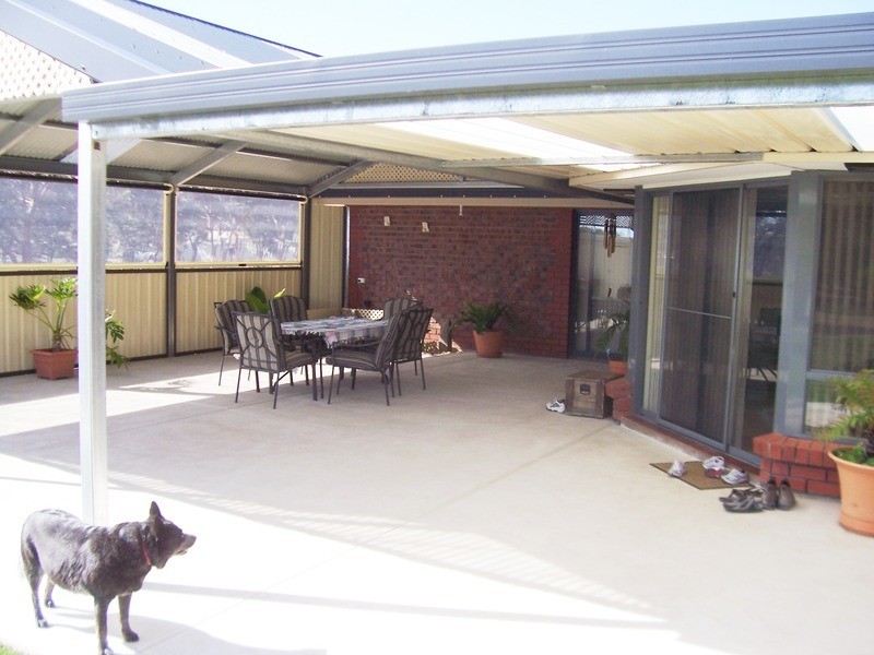 18 Cornish Terrace, Wallaroo SA 5556