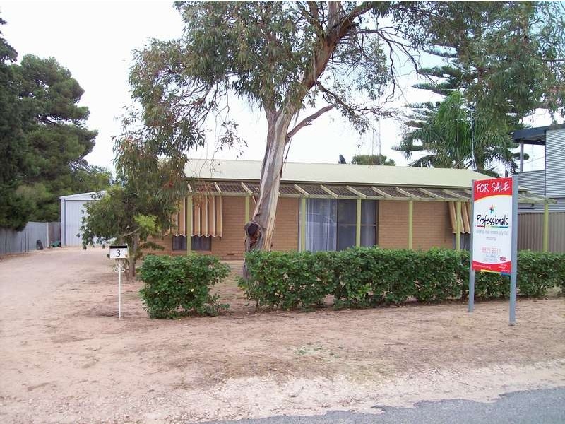 3 Stuckey Street, Moonta Bay SA 5558