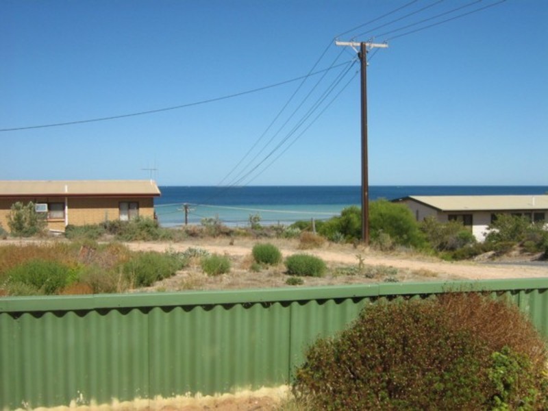 4 Gloria Avenue, North Beach SA 5556