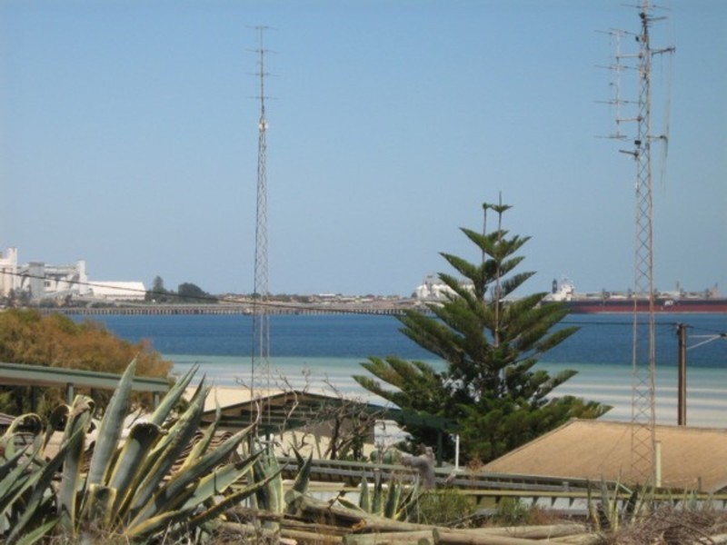 4 Gloria Avenue, North Beach SA 5556
