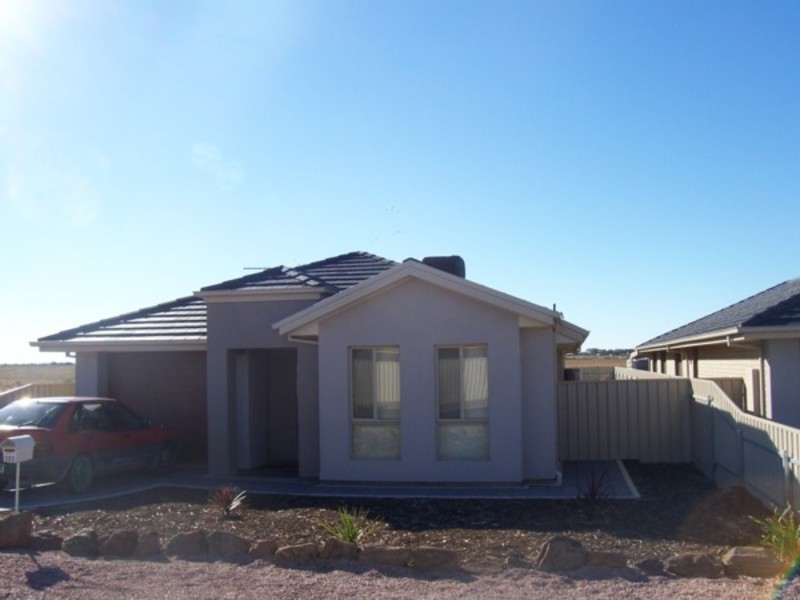 2a Clarke Street, Wallaroo SA 5556