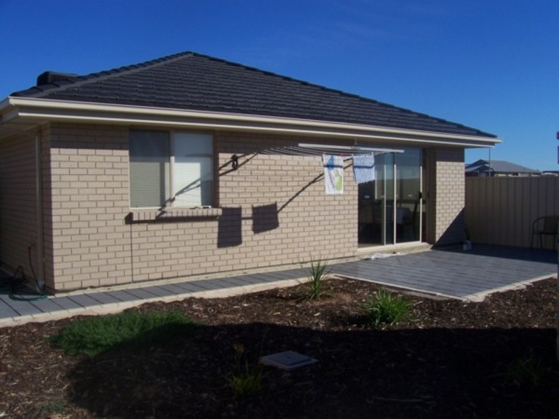 2a Clarke Street, Wallaroo SA 5556