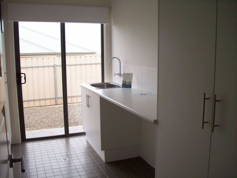 18 Freeman Court, Moonta Bay SA 5558