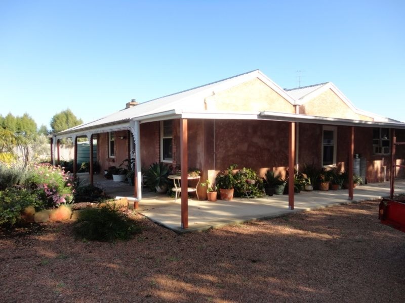 67 Moonta – Kadina Road, North Yelta SA 5558