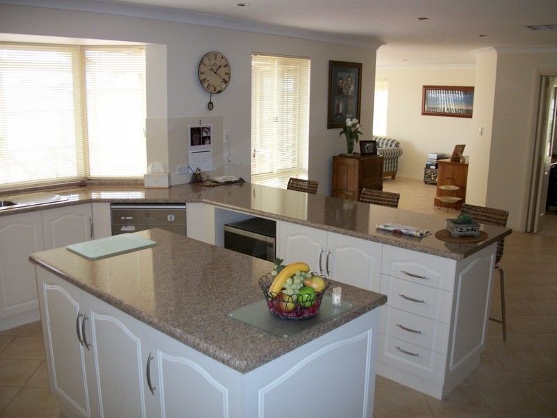 16 Bollmeyer Street, Wallaroo SA 5556