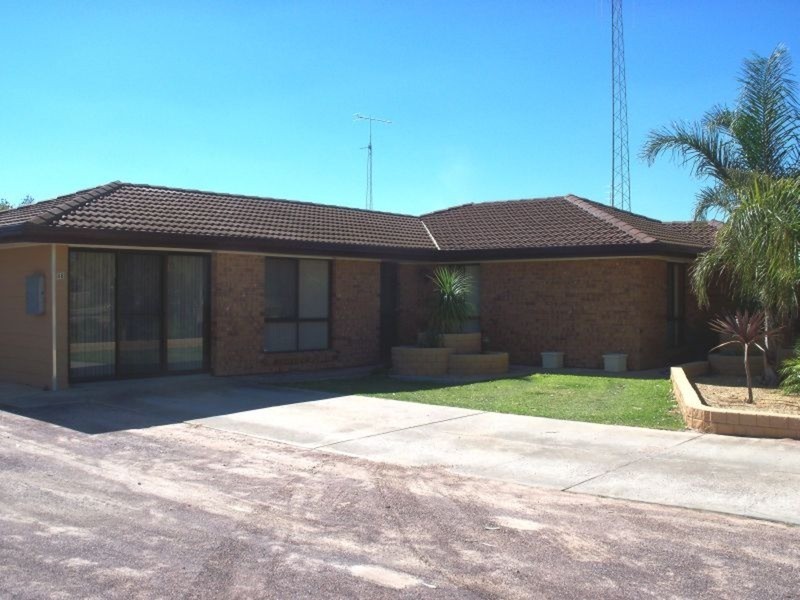 48 Bay Road, Moonta Bay SA 5558