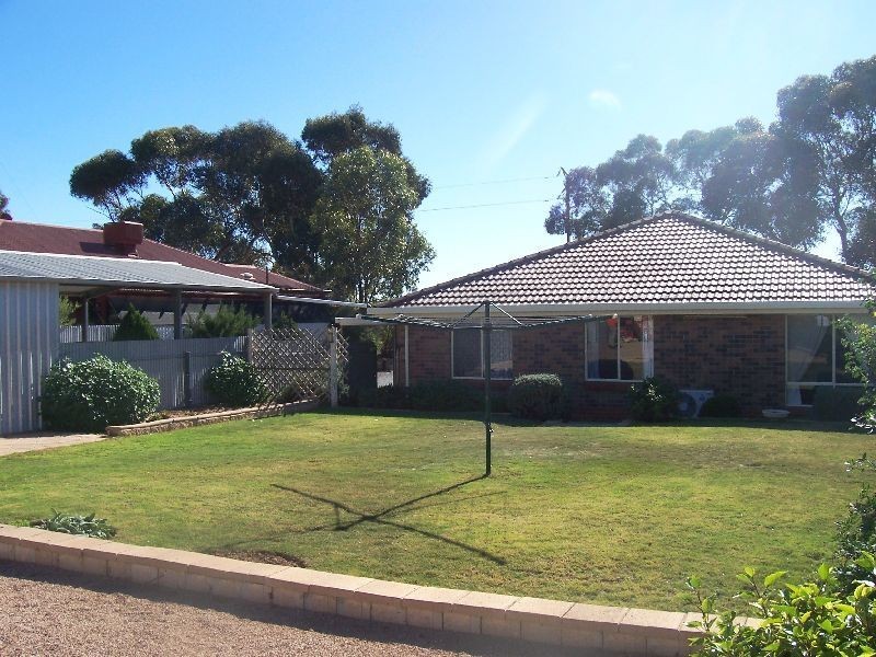 1 South Terrace, Kadina SA 5554