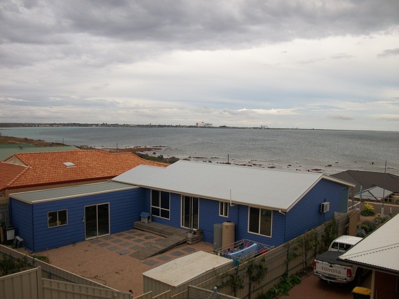 7 Woodforde (Rose Avenue) Drive, North Beach SA 5556