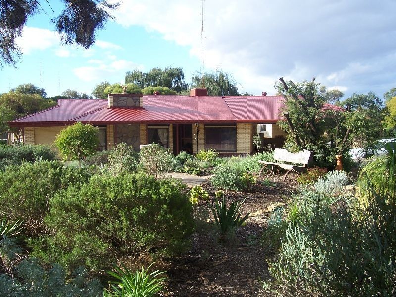 30 Downer Road, Kadina SA 5554