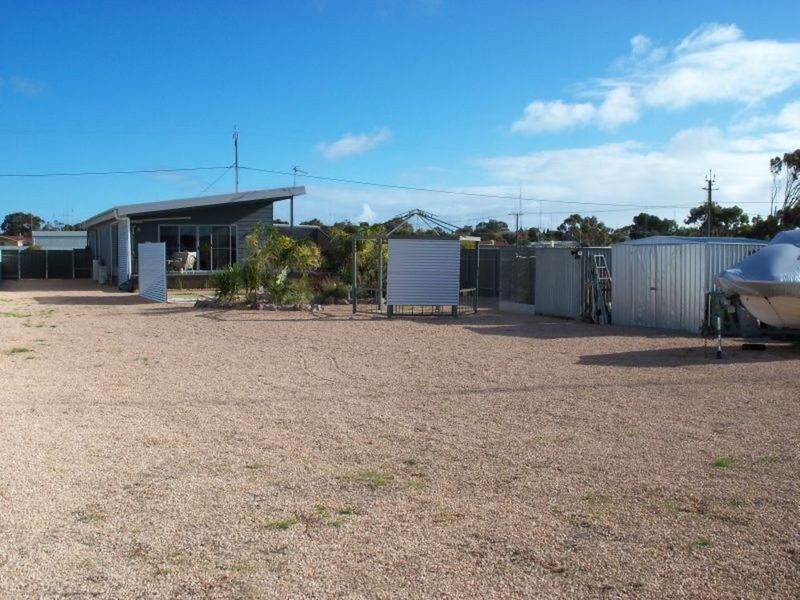 No 37 Moonta Road, Moonta Bay SA 5558