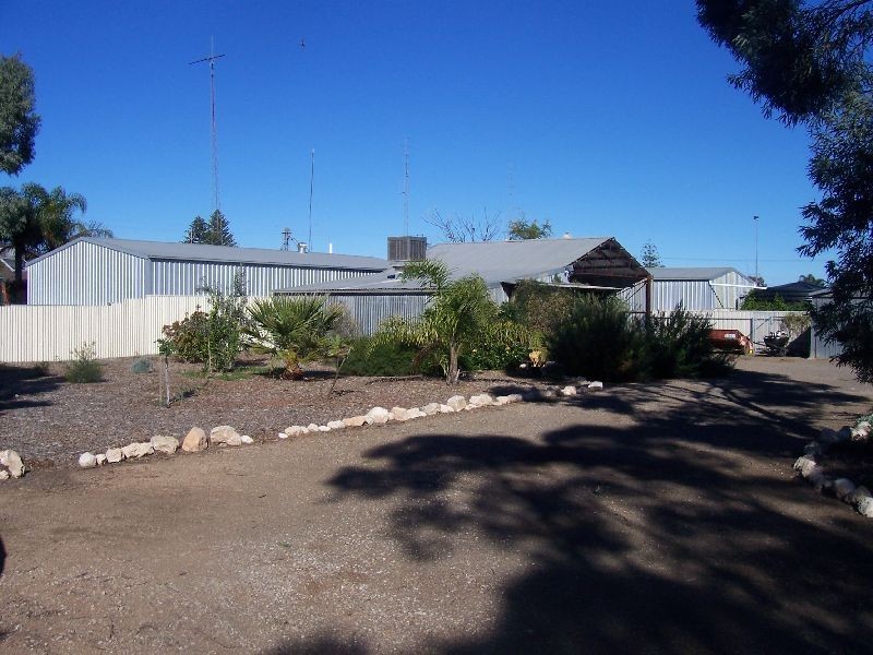28 North West Terrace, Bute SA 5560