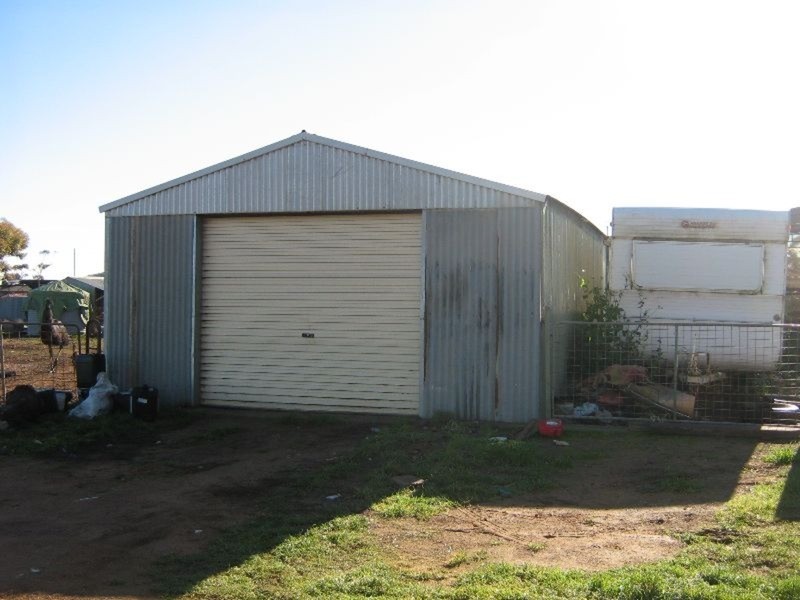 Lots 39 & 400 Sixth Street, Paskeville SA 5552