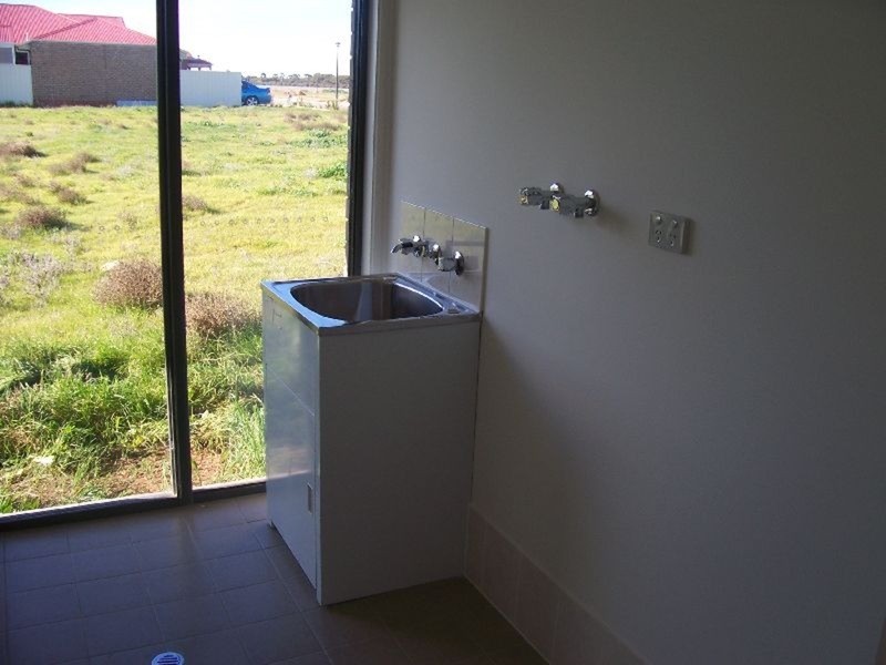 37 John Olsen Drive, Kadina SA 5554