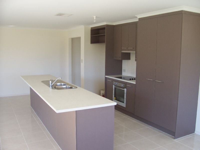 37 John Olsen Drive, Kadina SA 5554