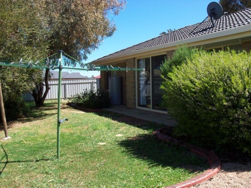 2 Clayton Street, Moonta Bay SA 5558