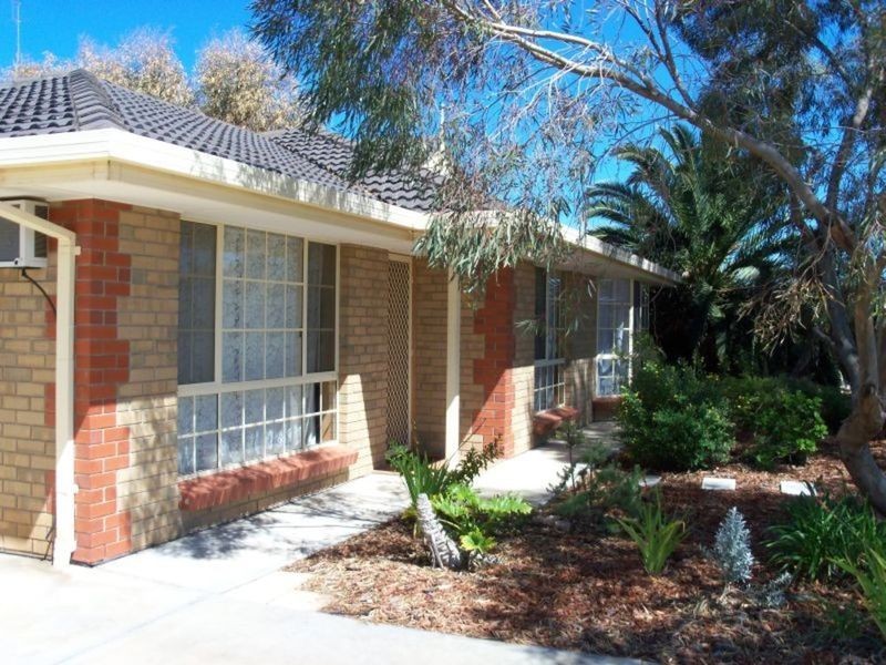 2 Clayton Street, Moonta Bay SA 5558