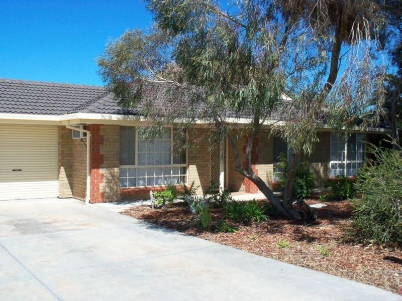 2 Clayton Street, Moonta Bay SA 5558