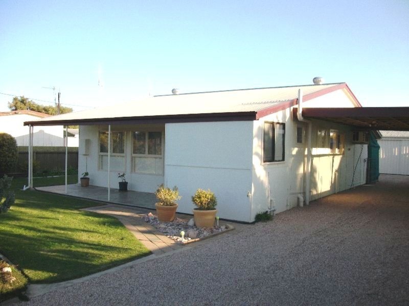 33 Woodforde Drive, North Beach SA 5556