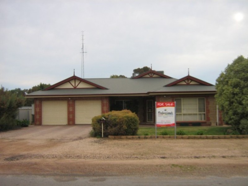 8 Moyle Street, Kadina SA 5554