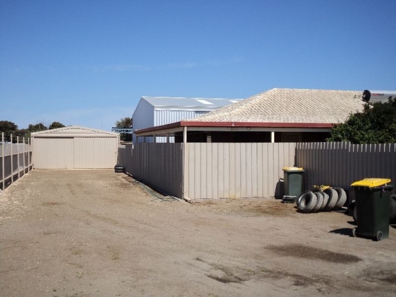 98 Port Road, Kadina SA 5554