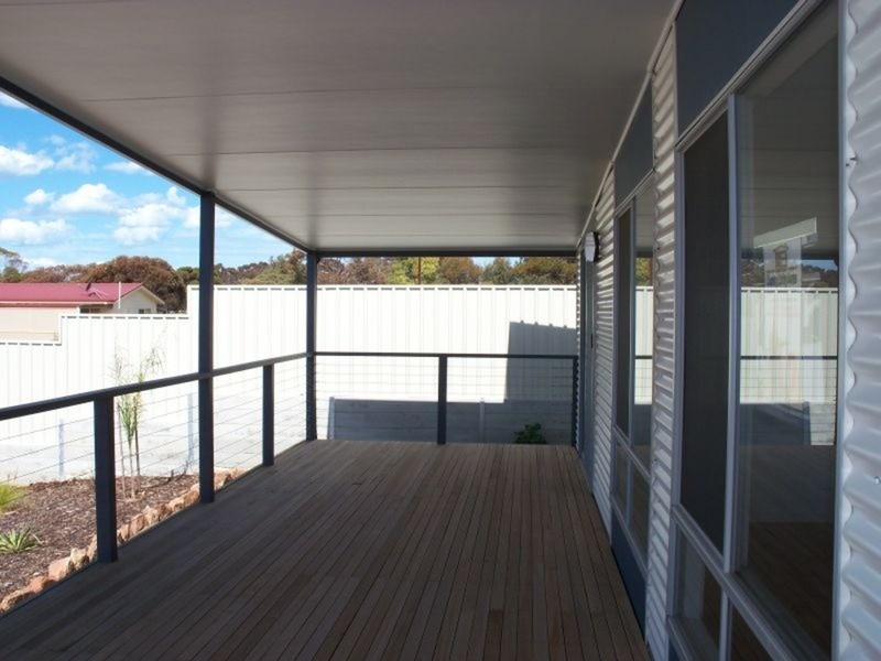 3 Chapple Street, Moonta Bay SA 5558