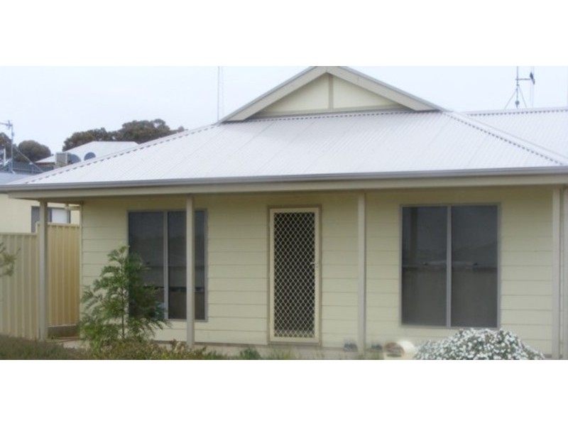 9 Chapple Street, Moonta Bay SA 5558