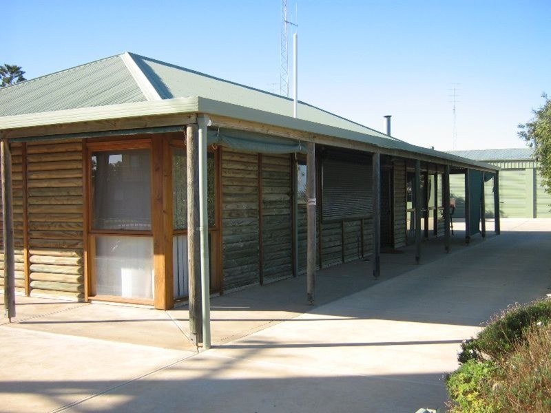 .4 Gloria Avenue, North Beach SA 5556