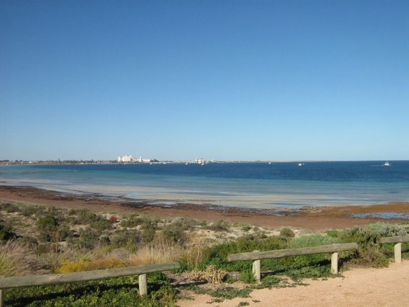 .4 Gloria Avenue, North Beach SA 5556