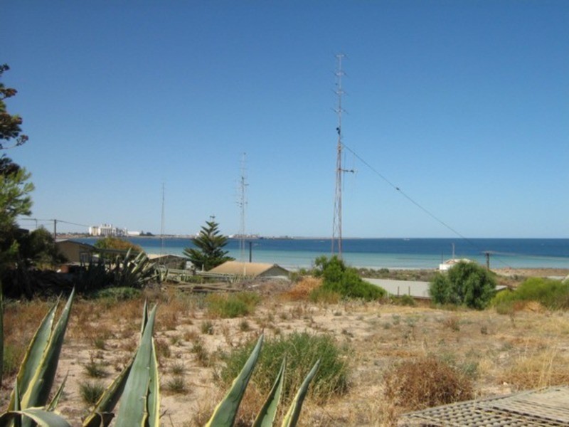 .4 Gloria Avenue, North Beach SA 5556