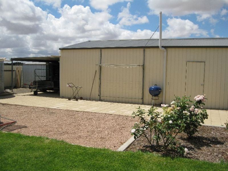 25 Lipson Road, Kadina SA 5554