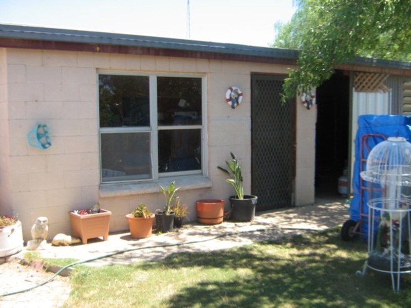 8 Elder Street, Wallaroo SA 5556