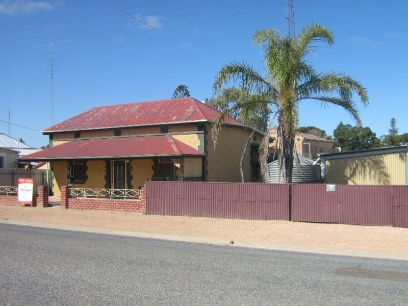 2 Elizabeth Street, Wallaroo SA 5556